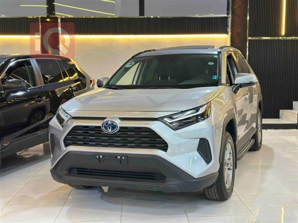 Toyota for sale in Iraq